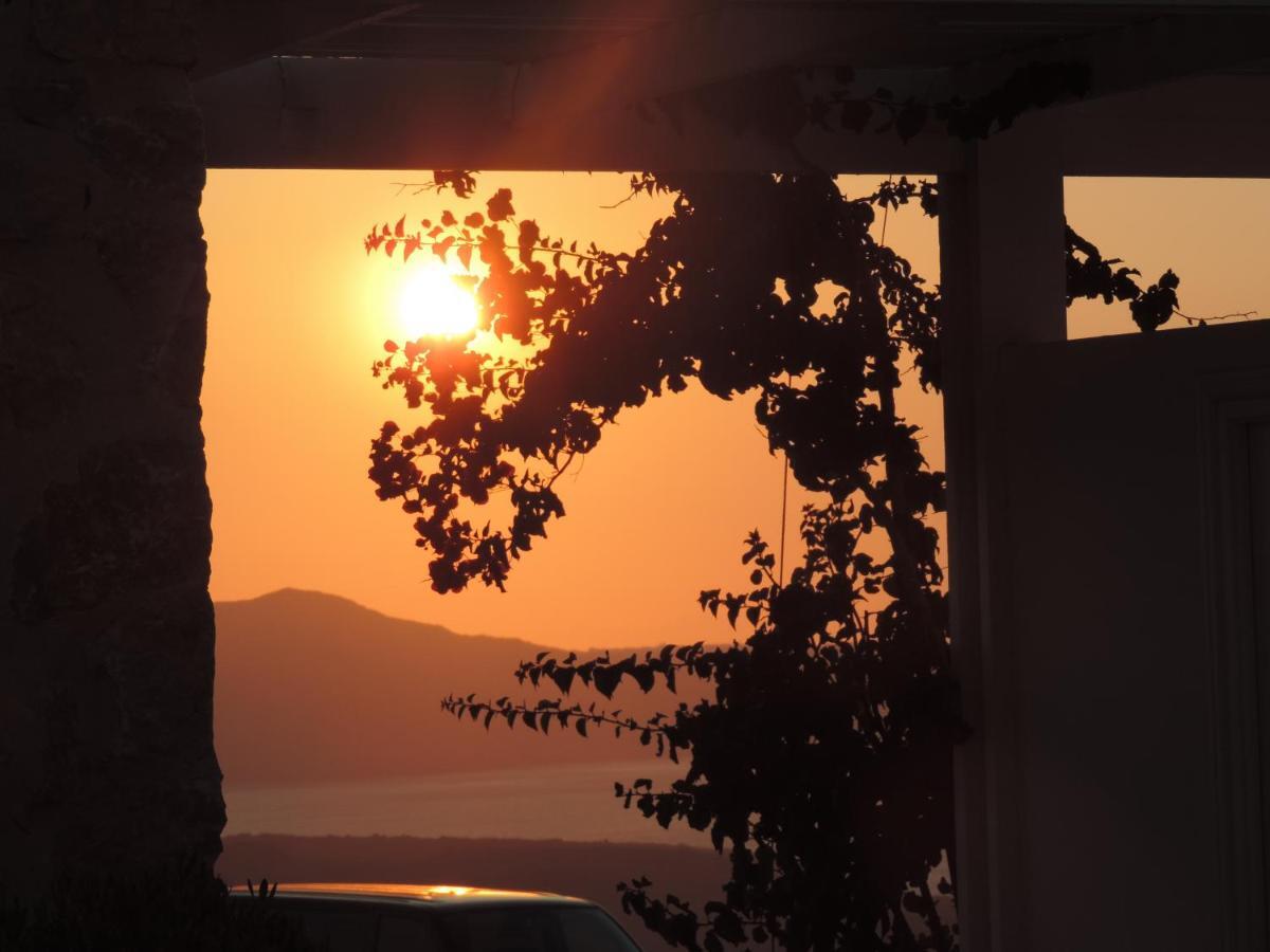 Nautilus Dome Otel Fira  Dış mekan fotoğraf